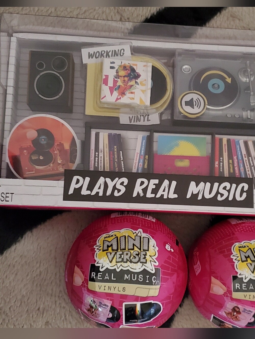 MGAs Collectible Miniverse Real Music Record Player w 2 Blind Capsules NIB
